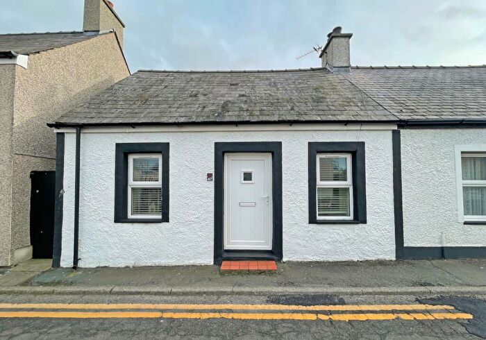 3 Bedroom Semi-Detached House For Sale In Church Street, Aberffraw, Ty Croes, Church Street, LL63