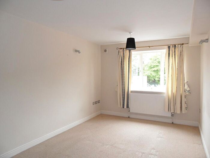 2 Bedroom Apartment To Rent In City Road, Chester Green, Derby, DE1