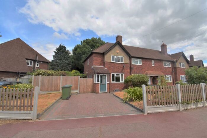 3 Bedroom End Of Terrace House To Rent In Gregory Crescent London, SE9