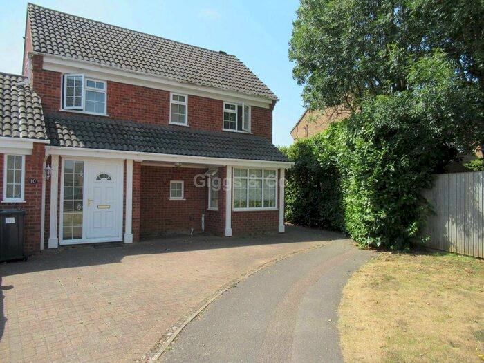 3 Bedroom Detached House To Rent In Gazelle Close, Eaton Socon, PE19
