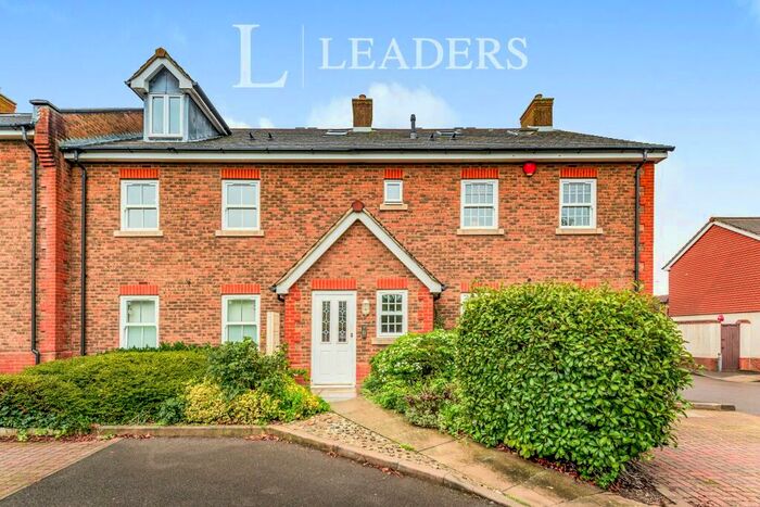 2 Bedroom Apartment To Rent In Eastgate Mews, Horsham, RH13