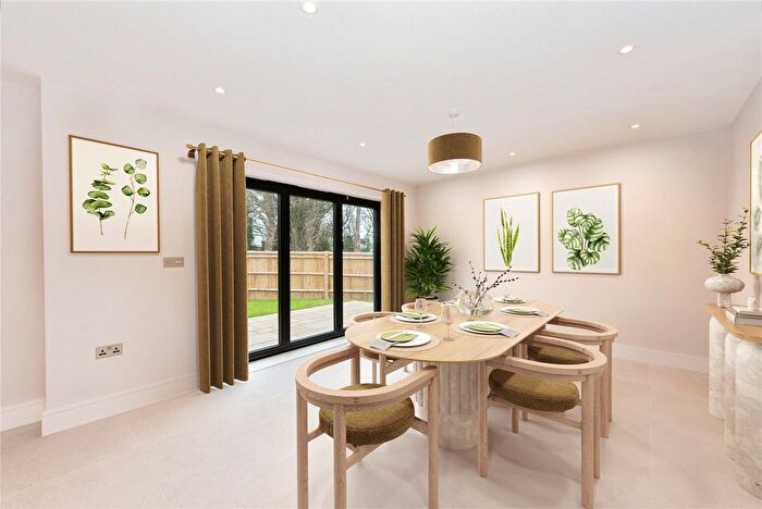 3 Bedroom Detached House For Sale In Huntersfield Farm, Fairlawn Road, Banstead, Surrey, SM7