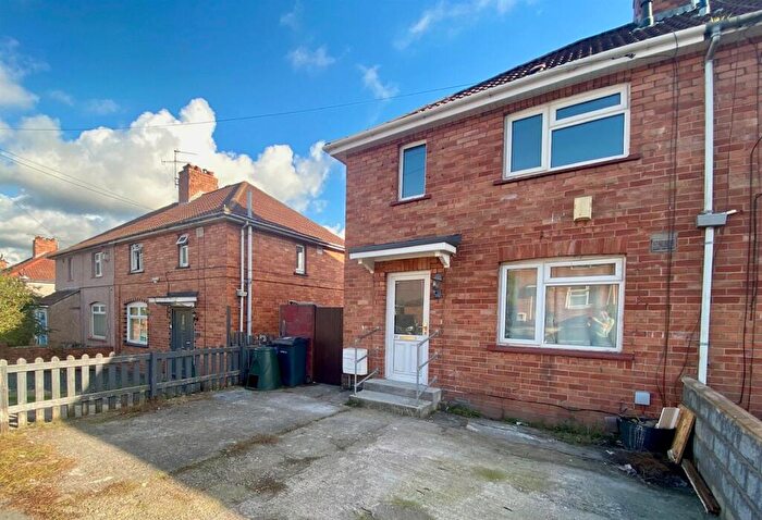 3 Bedroom House To Rent In Willinton Road, Bristol, BS4