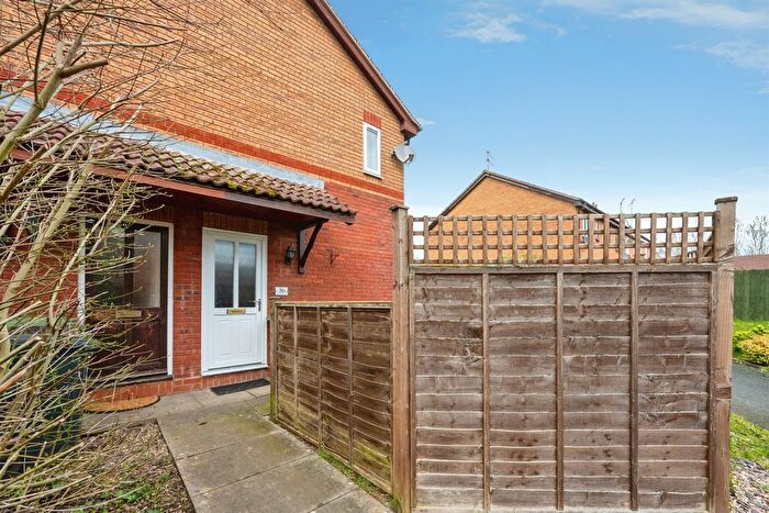 1 Bedroom Terraced House For Sale In Haines Avenue, Worcester, WR4
