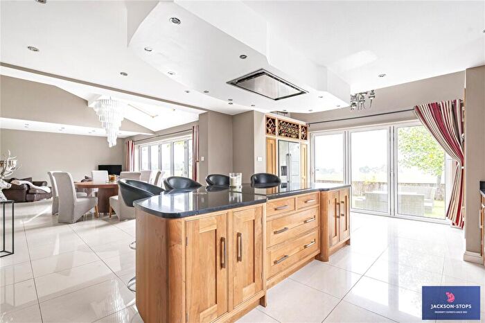 5 Bedroom Detached House For Sale In Stanford Road, Cold Ashby, Northampton, Northamptonshire, NN6