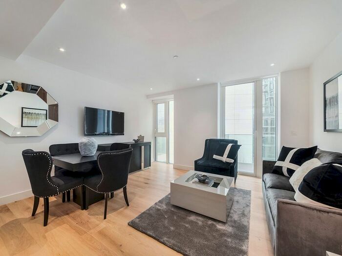 2 Bedroom Flat To Rent In Vaughan Way, London Dock, E1W