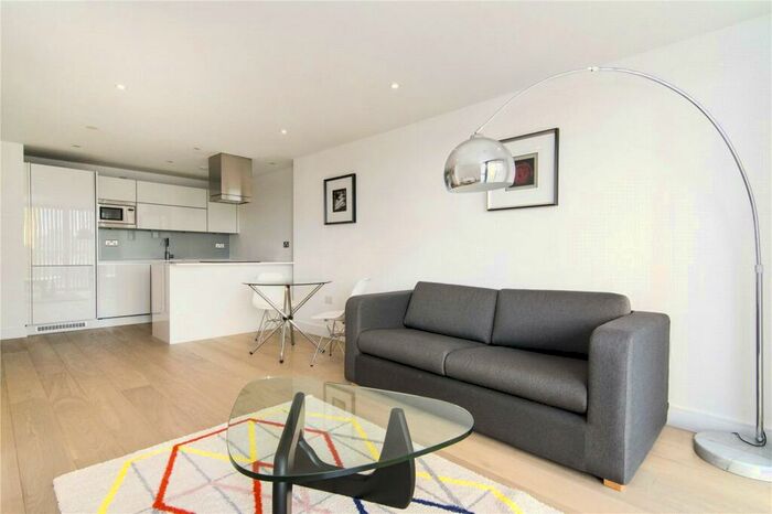 1 Bedroom Flat To Rent In Kensington Apartments, Commercial Street, London, E1
