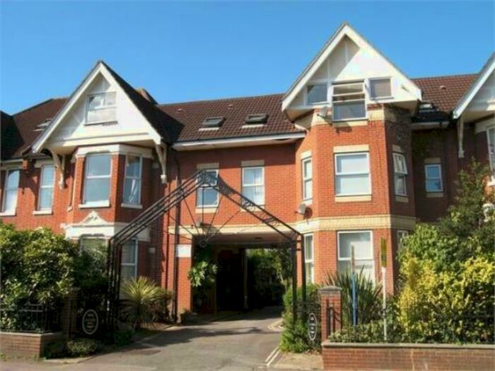 1 Bedroom Flat To Rent In Alexandra Mews, Hill Lane, Shirley, Southampton, SO15