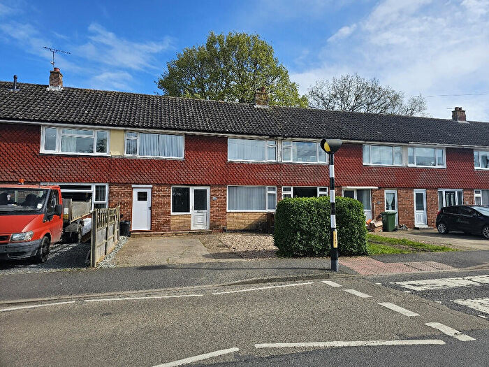 3 Bedroom Terraced House To Rent In Woodfield Avenue, Lincoln, Lincolnshire, LN6