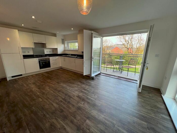 2 Bedroom Flat To Rent In Muir Drive, Dartford, DA1