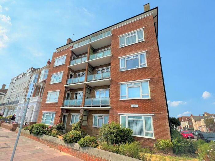 2 Bedroom Flat To Rent In Marina, Bexhill-On-Sea, TN40