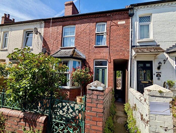 2 Bedroom Terraced House For Sale In North Street, Abergavenny, NP7