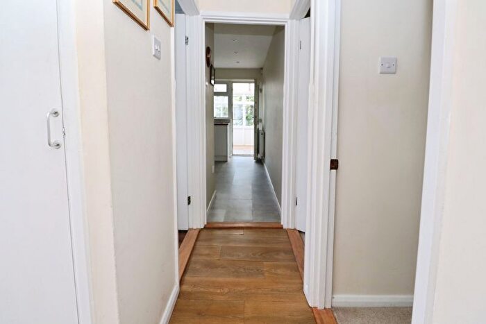 2 Bedroom Bungalow For Sale In Marsh Way, Brightlingsea, CO7