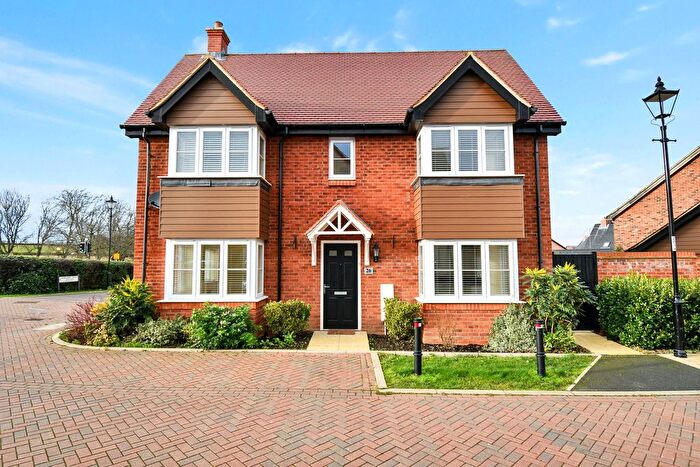 3 Bedroom Detached House For Sale In Roseberry Avenue, Wootton, Bedford, MK43