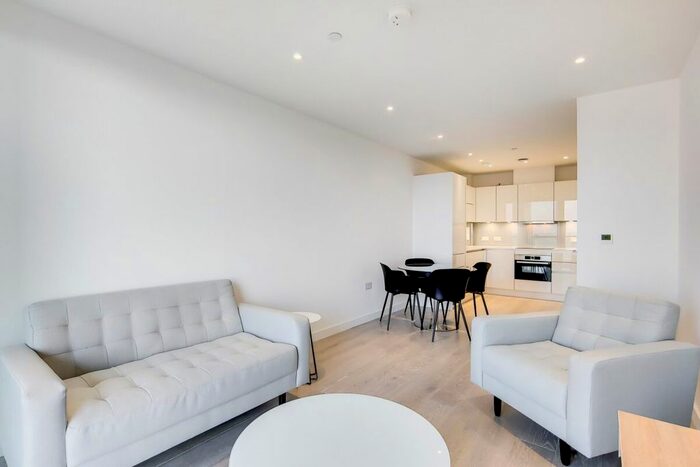 1 Bedroom Flat To Rent In City North Place, London, N4