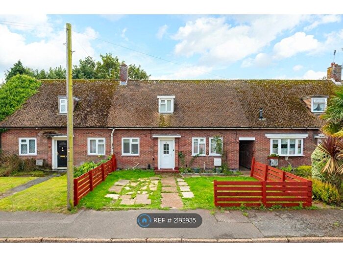2 Bedroom Terraced House To Rent In The Churchlands, New Romney, TN28