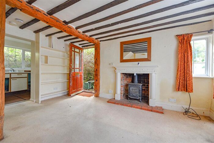1 Bedroom End Of Terrace House For Sale In High Street North, Stewkley, LU7