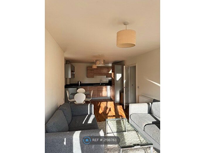 2 Bedroom Flat To Rent In Tarves Way, London, SE10