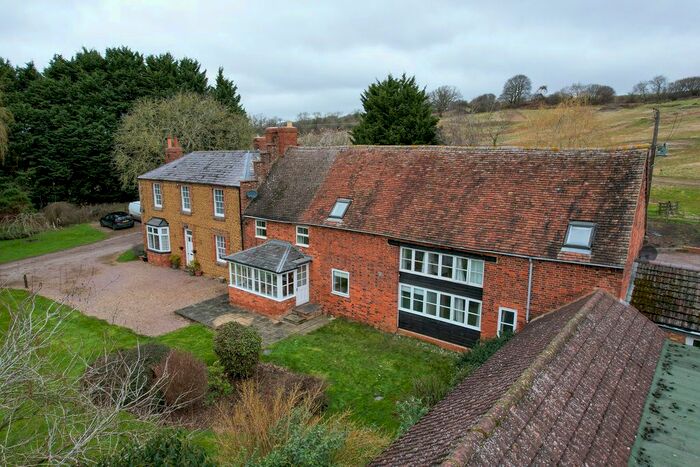 12 Bedroom Detached House For Sale In London Road, Daventry, NN11