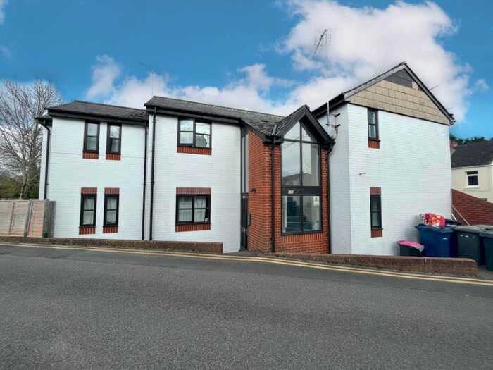 1 Bedroom Flat To Rent In Badshot Lea Road, Badshot Lea, Farnham, GU9