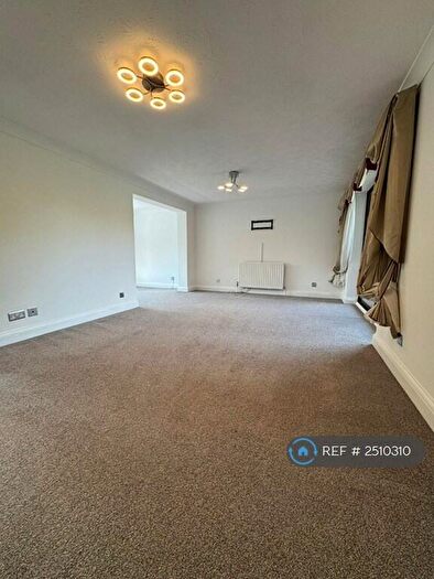 2 Bedroom Flat To Rent In Thorpe Meadows, Peterborough, PE3