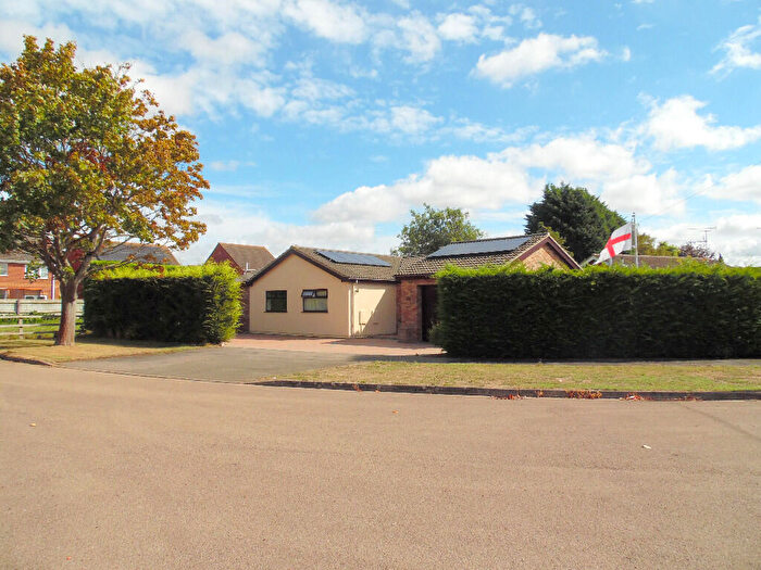 3 Bedroom Detached Bungalow For Sale In Delamore Way, Long Sutton, PE12