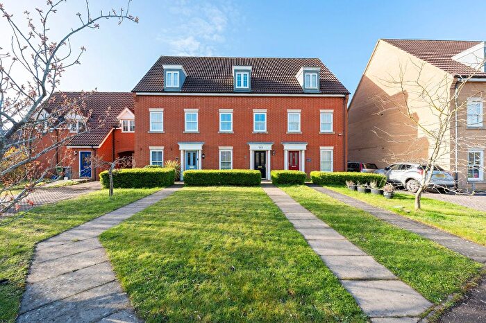 4 Bedroom Town House To Rent In Windsor Park Gardens, Norwich, NR6