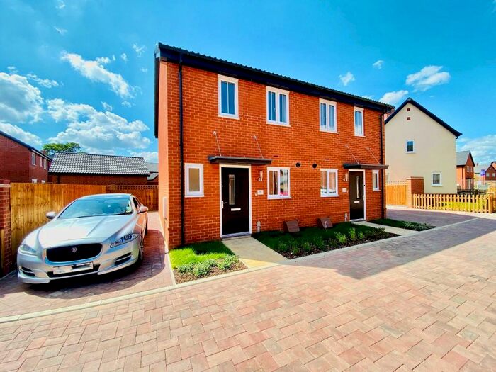 2 Bedroom House To Rent In Livick Crescent, NR9