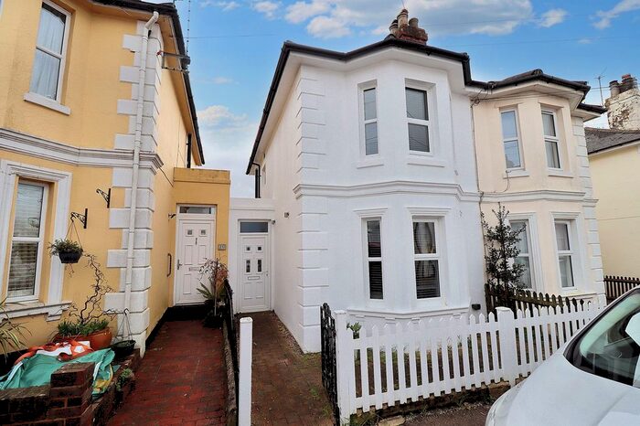 3 Bedroom Semi-Detached House To Rent In John Street, Tunbridge Wells, TN4