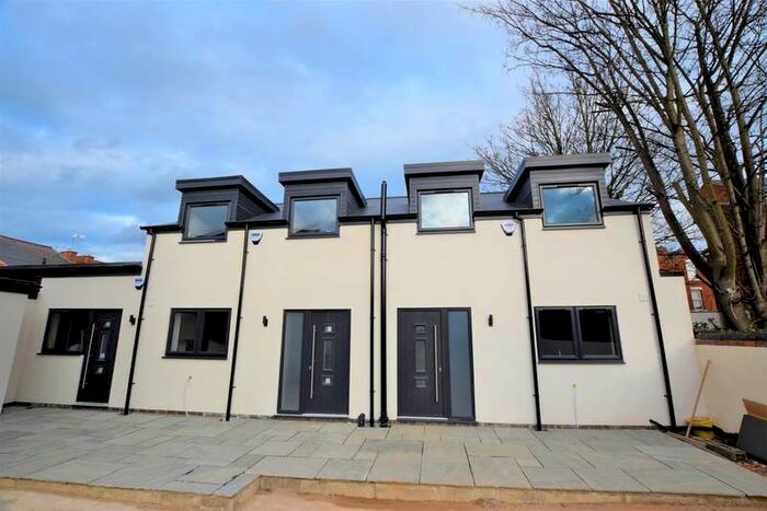 2 Bedroom Mews House To Rent In Melton Road, West Bridgford, NG2