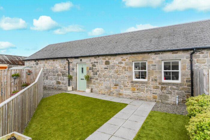 2 Bedroom Cottage For Sale In East Bonhard Farm Steadings, Bonhard Road, Carnock, Dunfermline, KY12