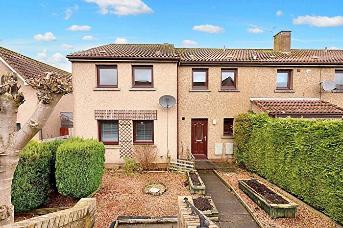 4 Bedroom End Of Terrace House For Sale In Bishop Avenue, Lochgelly, KY5