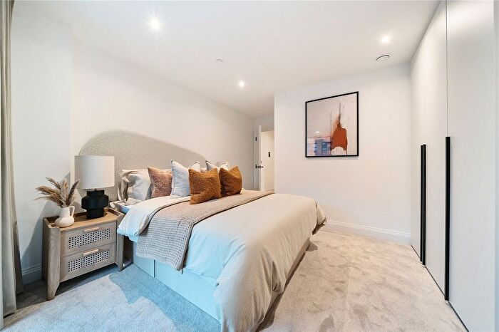 1 Bedroom Flat For Sale In Tweedy Road, Bromley, BR1