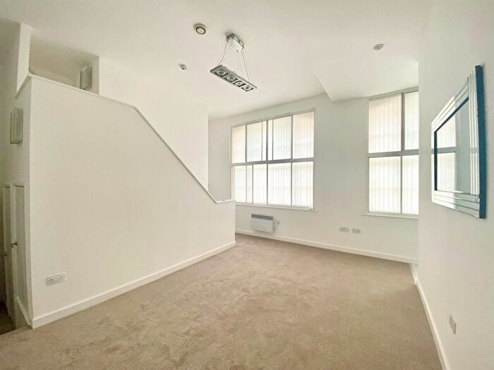 2 Bedroom Flat To Rent In The Albany, Old Hall Street, L3