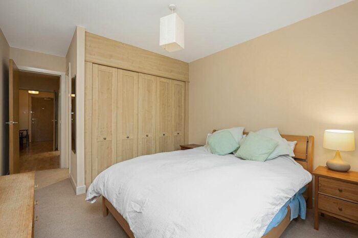 2 Bedroom Flat For Sale In (flat ), Barnton Grove, Barnton, Edinburgh, EH4