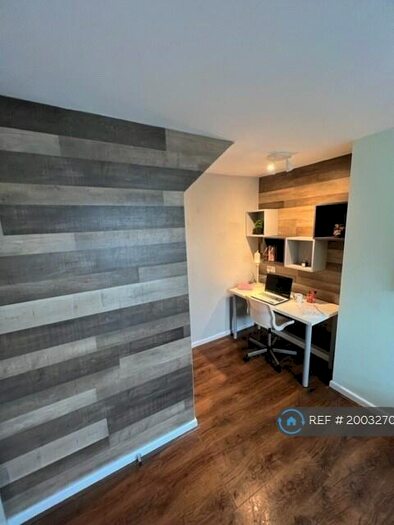 6 Bedroom Terraced House To Rent In Grant Avenue, Liverpool, L15