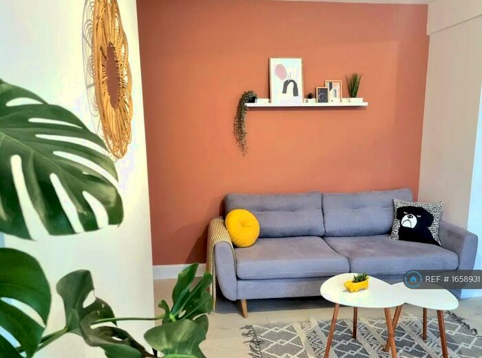 5 Bedroom End Of Terrace House To Rent In Preston Road, Manchester, M19