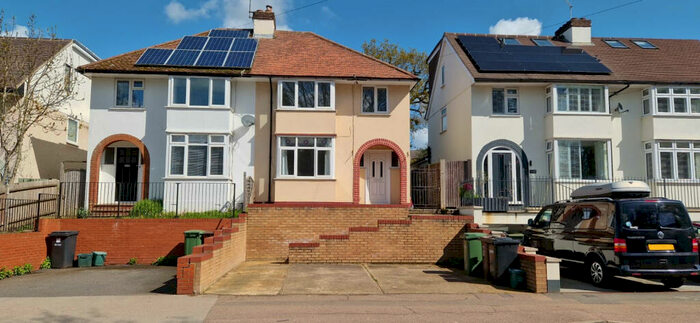 3 Bedroom Semi-Detached House To Rent In Folly Lane, St Albans, AL3