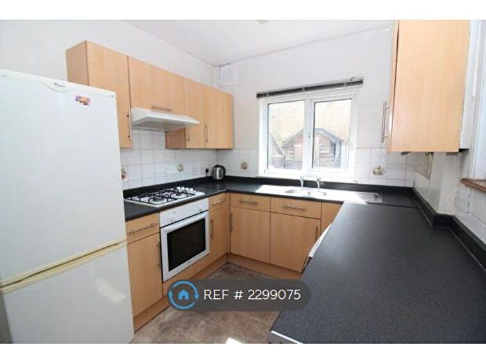 2 Bedroom Terraced House To Rent In Wildfell Road, London, SE6