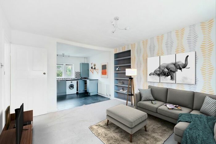 2 Bedroom Flat To Rent In Claremont Avenue, New Malden KT3