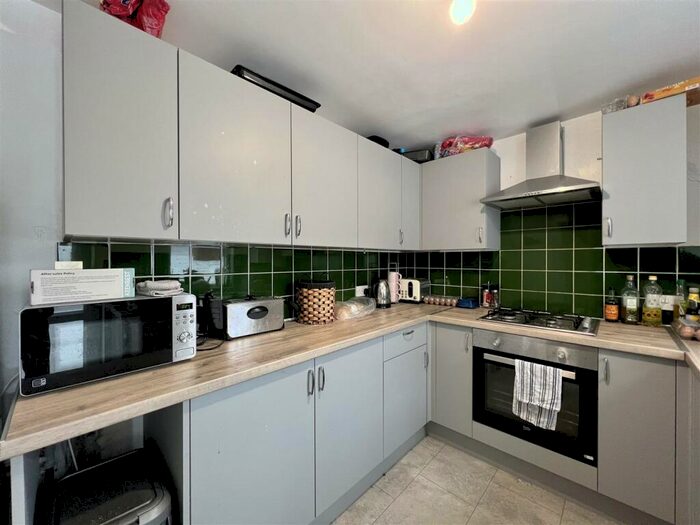 6 Bedroom Terraced House To Rent In Hunters Road, Spital Tongues, NE2