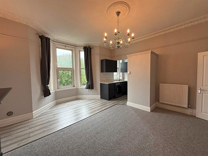 1 Bedroom Flat To Rent In Newbridge Road, Bath, BA1