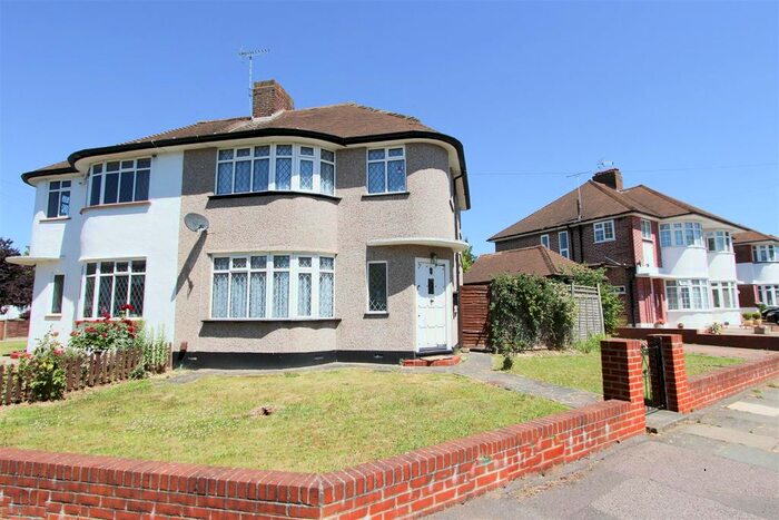3 Bedroom Semi-Detached House To Rent In Ferncroft Avenue, Ruislip, HA4