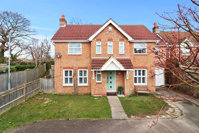 4 Bedroom Detached House For Sale In Dallaway Drive, Stone Cross, Pevensey, BN24