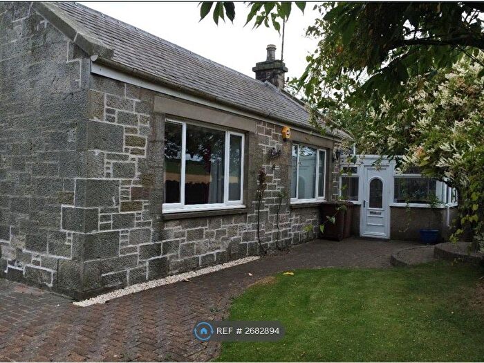 3 Bedroom Bungalow To Rent In Gilmerton Station Road, Edinburgh, EH17