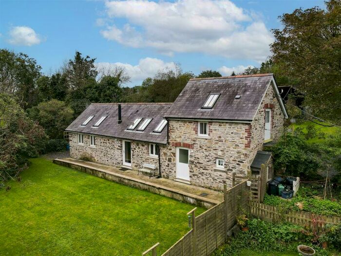 5 Bedroom Cottage For Sale In Rhyd-Hir Farm, Penffordd, Clynderwen, SA66