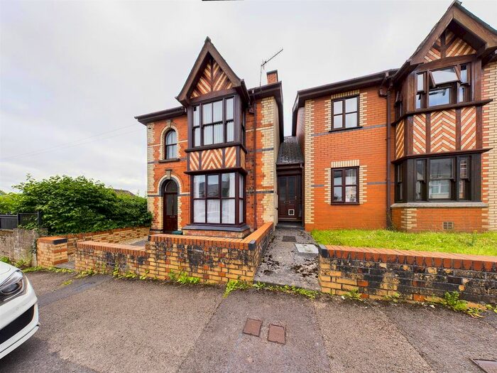 2 Bedroom Flat To Rent In Boxbush Road, Coleford, GL16