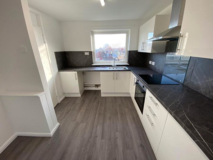 3 Bedroom Flat To Rent In Holloway Close, East Bridgford, NG13