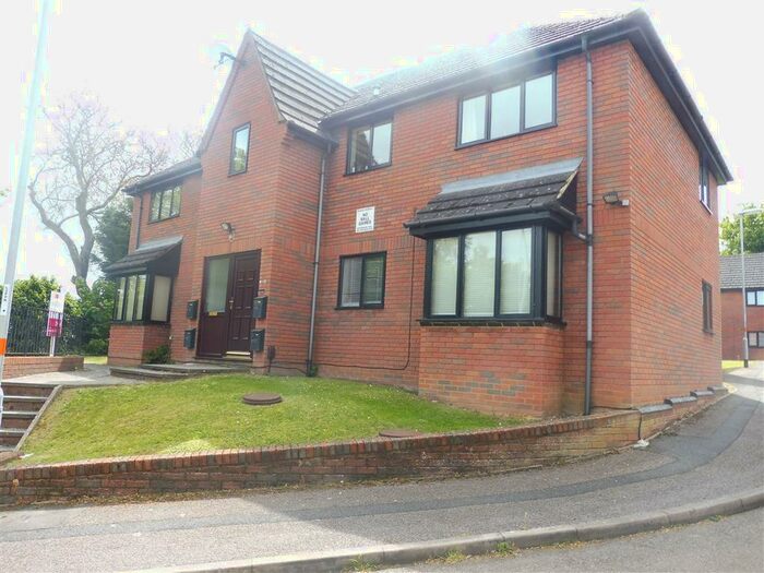 1 Bedroom Flat To Rent In Whites Rise, Irthlingborough, Wellingborough, NN9