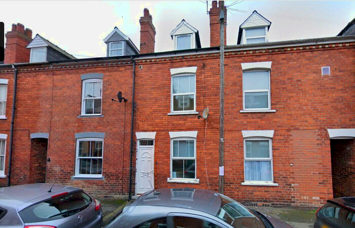 5 Bedroom House Of Multiple Occupation For Sale In Hereward Street, Lincoln, Lincolnshire, LN1